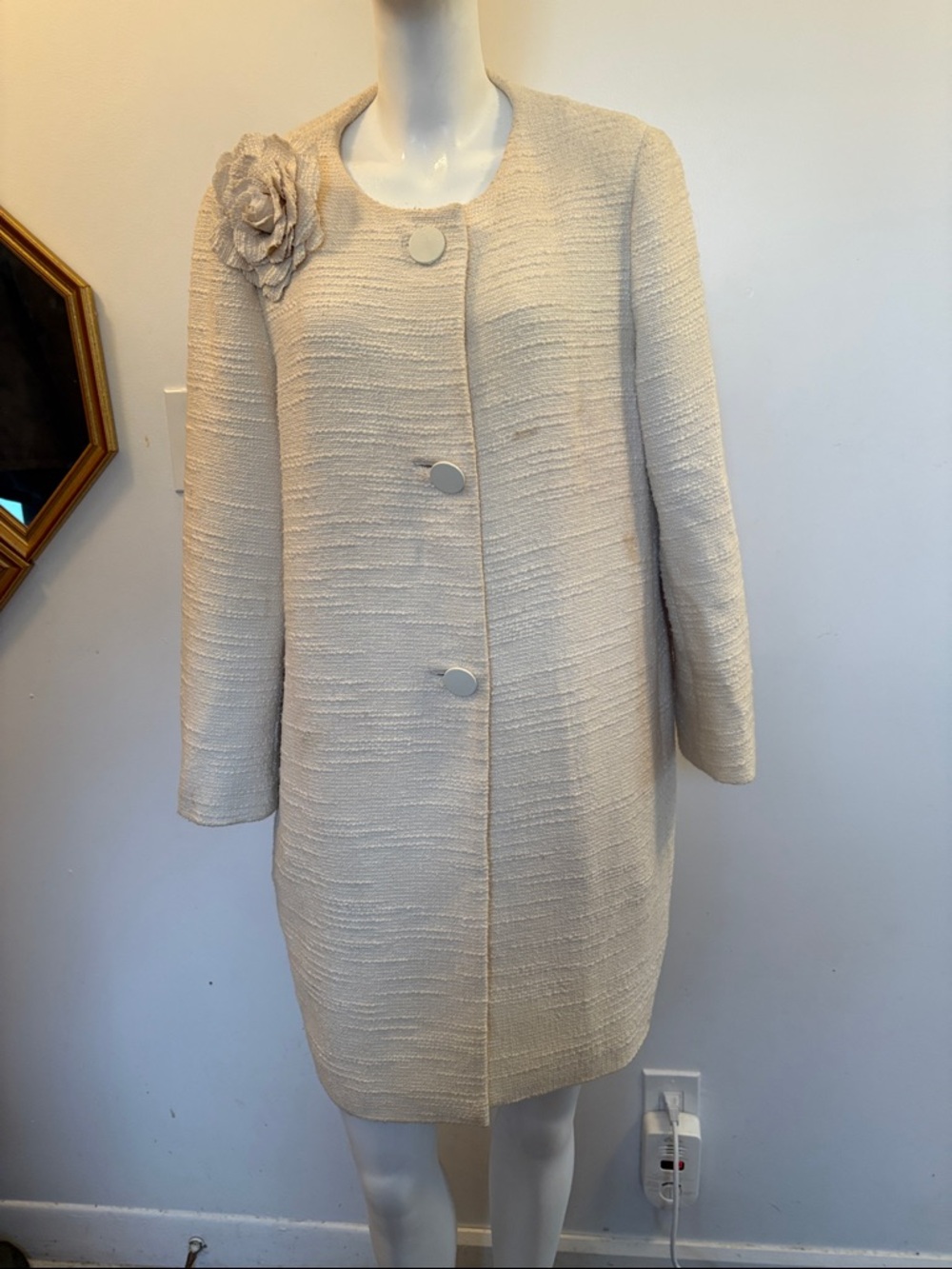 Kate Spade Elegant Cream Bouclé Coat with Floral Accent